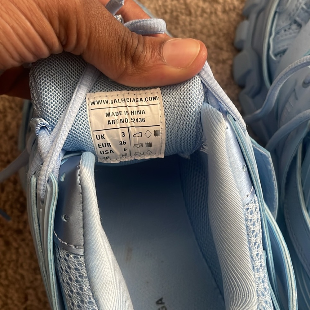 Gently used Balenciaga sneakers - Picture 3 of 9